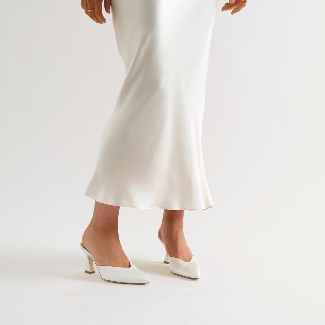 ALIX IVORY MULE PUMP 80