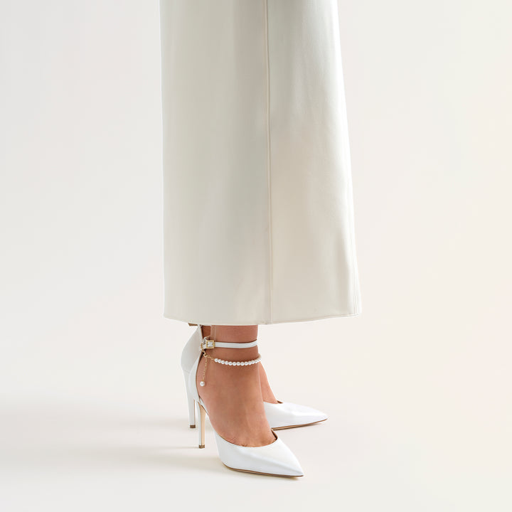 ALMA PEARLISED WHITE PUMP PEARL ANKLETS 90