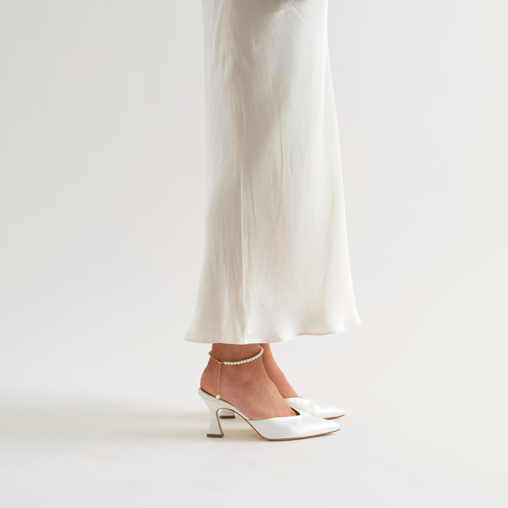 ALIX IVORY MULE PUMP PEARL ANKLETS 80