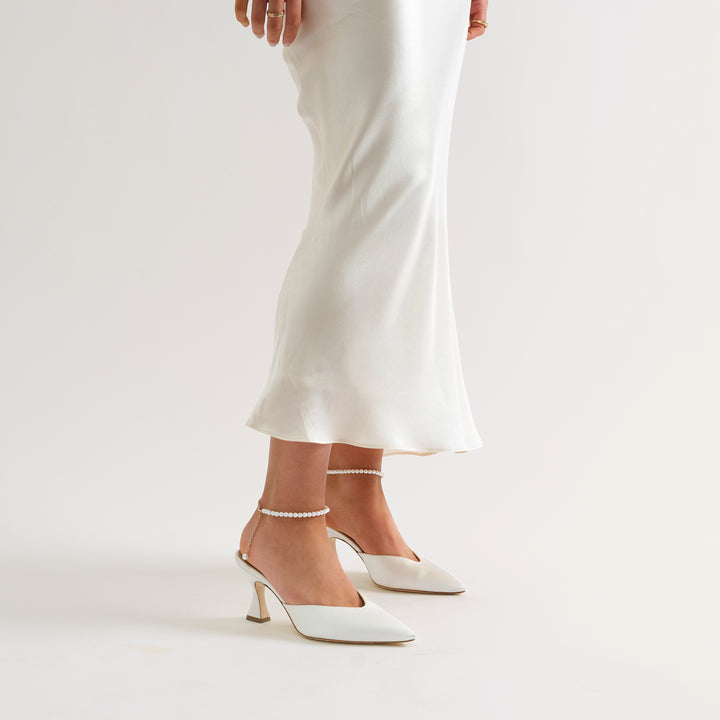 ALIX IVORY MULE PUMP PEARL ANKLETS 80