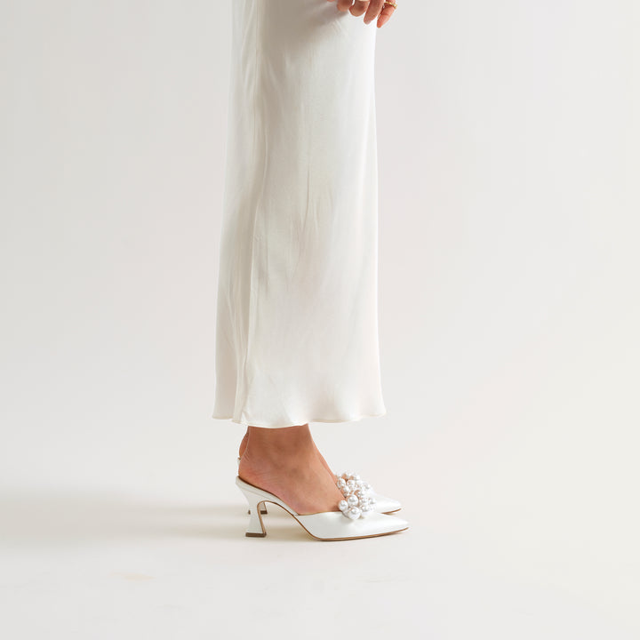 ALIX IVORY MULE PUMP PEARL CRESCENTS 80