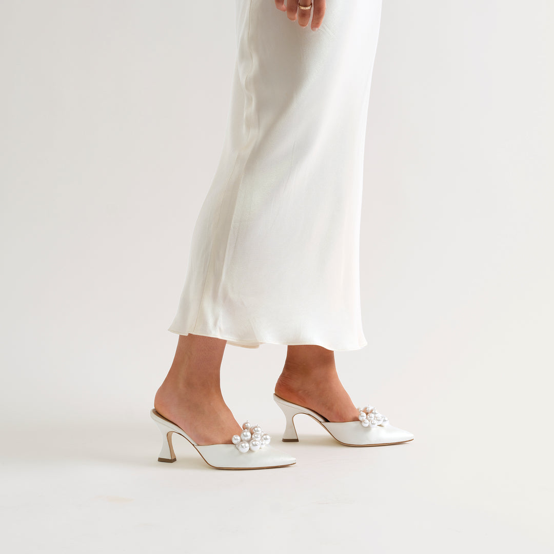 ALIX IVORY MULE PUMP PEARL CRESCENTS 80