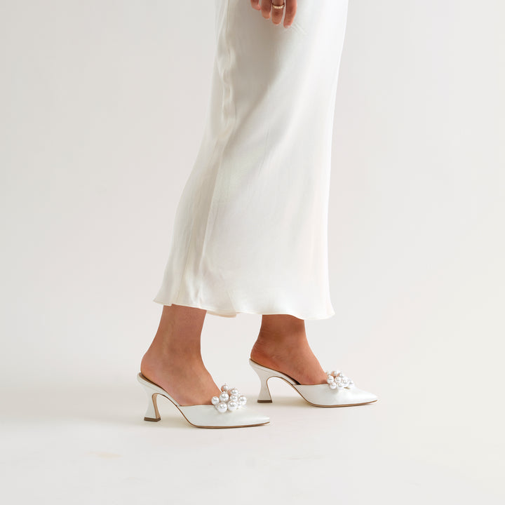ALIX IVORY MULE PUMP PEARL CRESCENTS 80