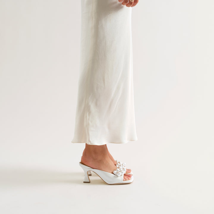 CHERIE PEARLISED WHITE MULE SANDAL PEARL CRESCENTS 80