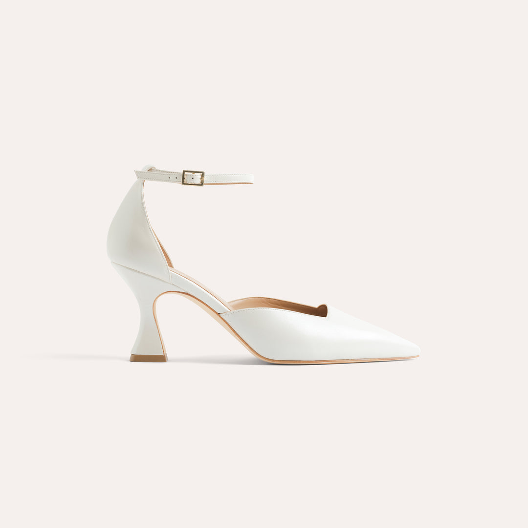 DIANA PEARLISED WHITE PUMP BEIGE TULLE BOW 80