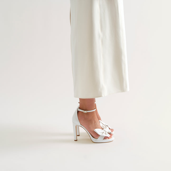 VICTORIA WHITE PLATFORM SANDAL WHITE BUTTERFLY BOW