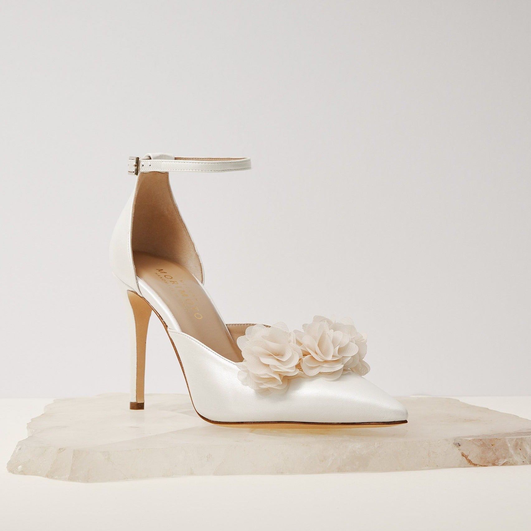 Alma Beige Blossom Detail Pump Meggan Morimoto